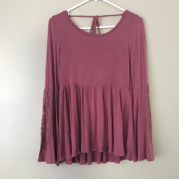 American Eagle Outfitters Tops - AEO Soft + Sexy bell sleeve babydoll blouse